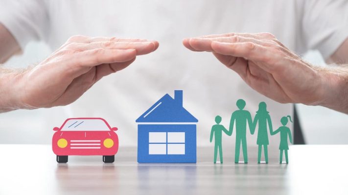 Apply effective personal finance methods