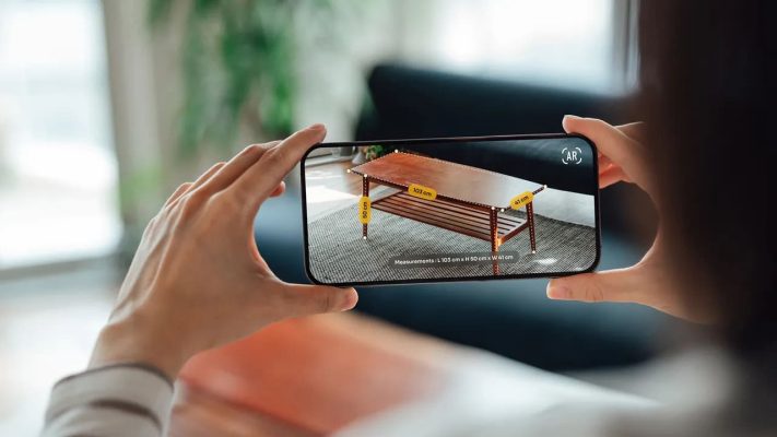 Smartphones technological devices that change people's lives